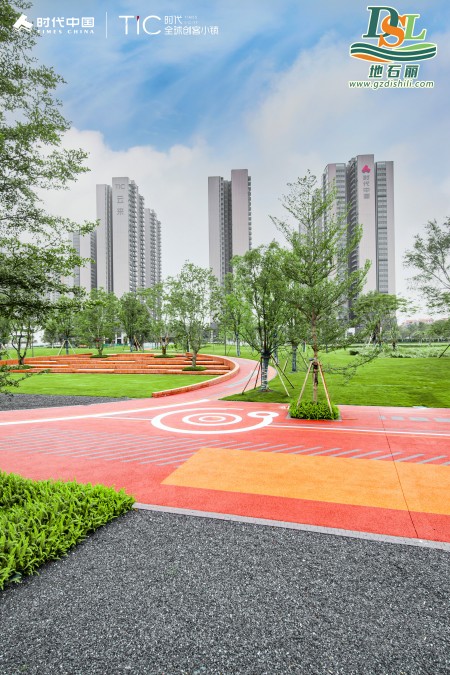 【彩色透水瀝青】城市的油畫棒，讓路面多彩起來